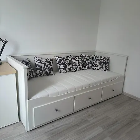 Mieszkanie W Centrum Tarnowa 2.0 *